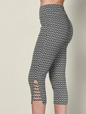 Venus Slit Detail Capri